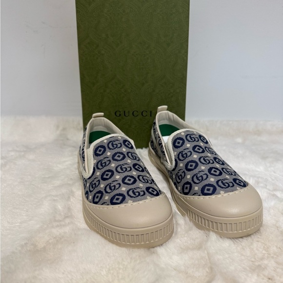 Gucci Blue and Cream Slip-On Sneakers - Picture 2 of 5